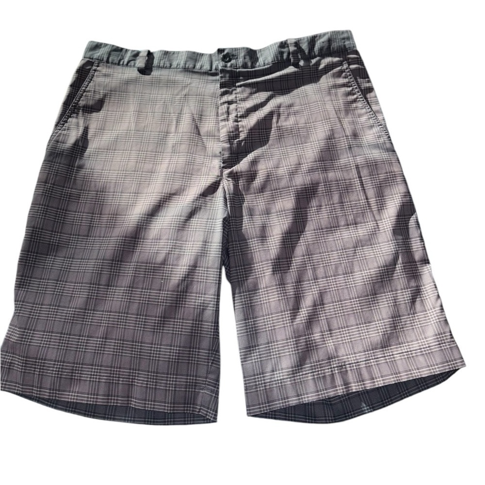 Nike Golf Dri Fit Bermuda Short Men’s 38” Gray Plaid Pockets Swoosh Logo Pockets
